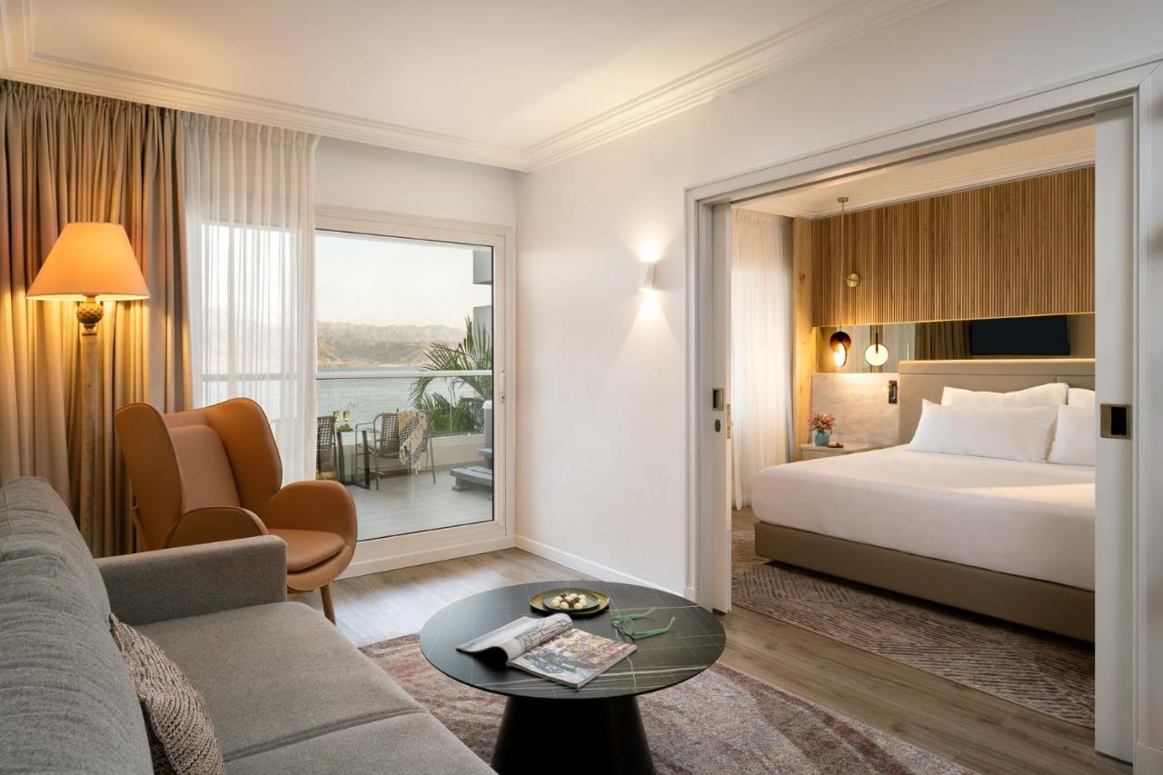อาเรีย Hotel เอลัต ภายนอก รูปภาพ Suite at the Hilton Tel Aviv