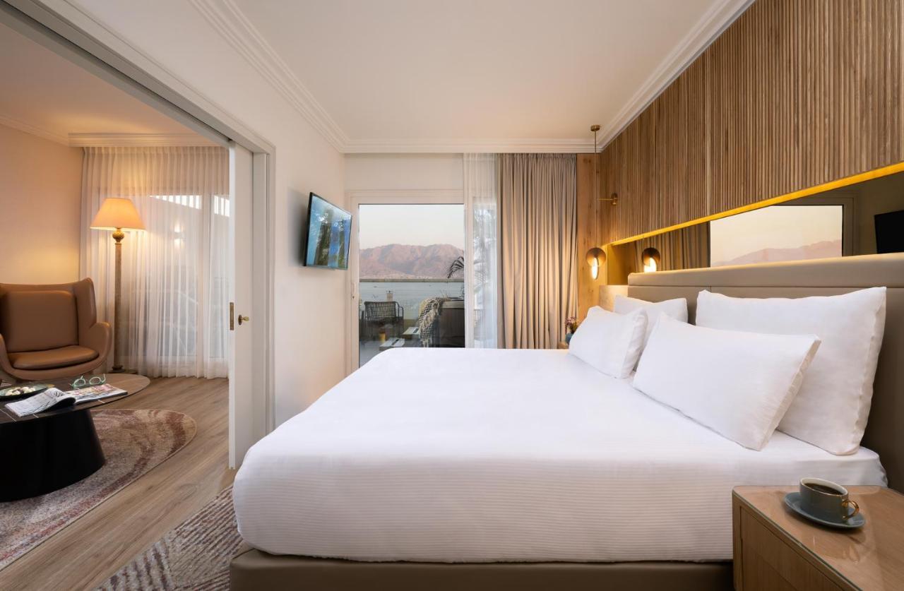 อาเรีย Hotel เอลัต ภายนอก รูปภาพ A bedroom at the Dead Sea