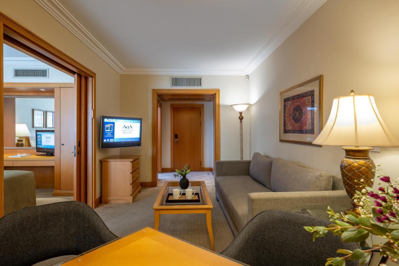 อาเรีย Hotel เอลัต ภายนอก รูปภาพ A suite at the Grand Hyatt Hotel, Amman, Jordan